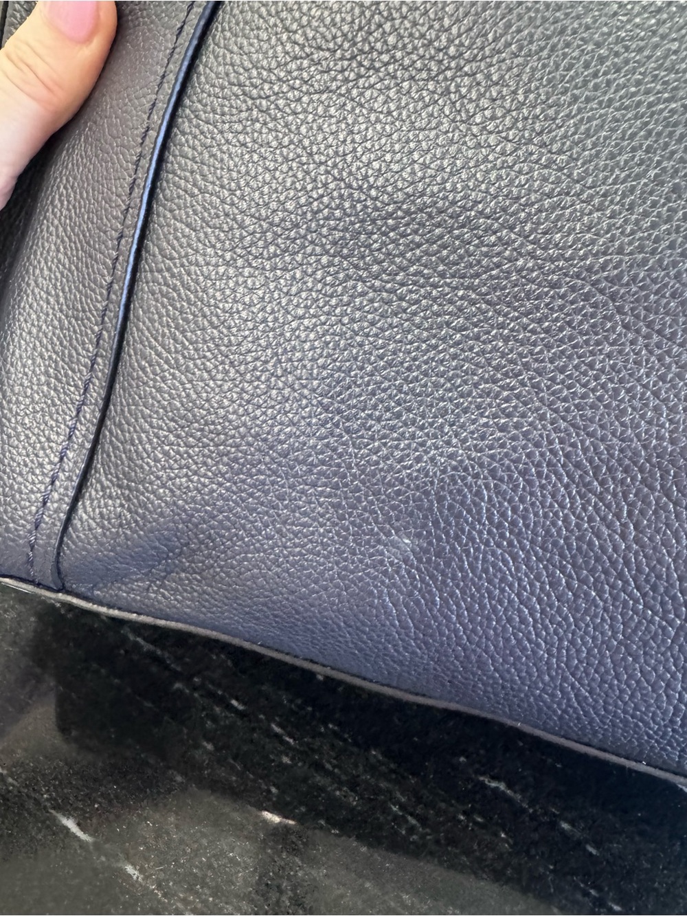💙Coach Edie 31 Pebbled Leather Shoulder Bag Navy Blue Gold Hardware Crossbody - Picture 11 of 16